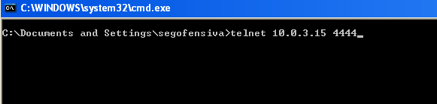 Símbolo del sistema de Windows ejecutando telnet hacia la IP 10.0.3.15 por el puerto 4444