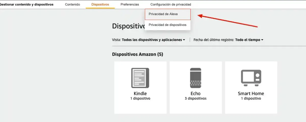 Menú desplegable de Amazon mostrando la opción Privacidad de Alexa resaltada