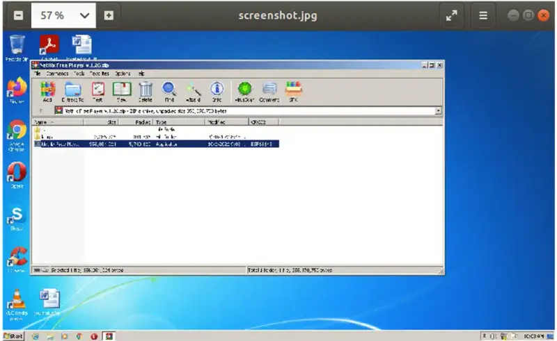 Captura de un escritorio Windows con el archivo comprimido NetflixFreePlayer v1.20.zip abierto en WinRAR